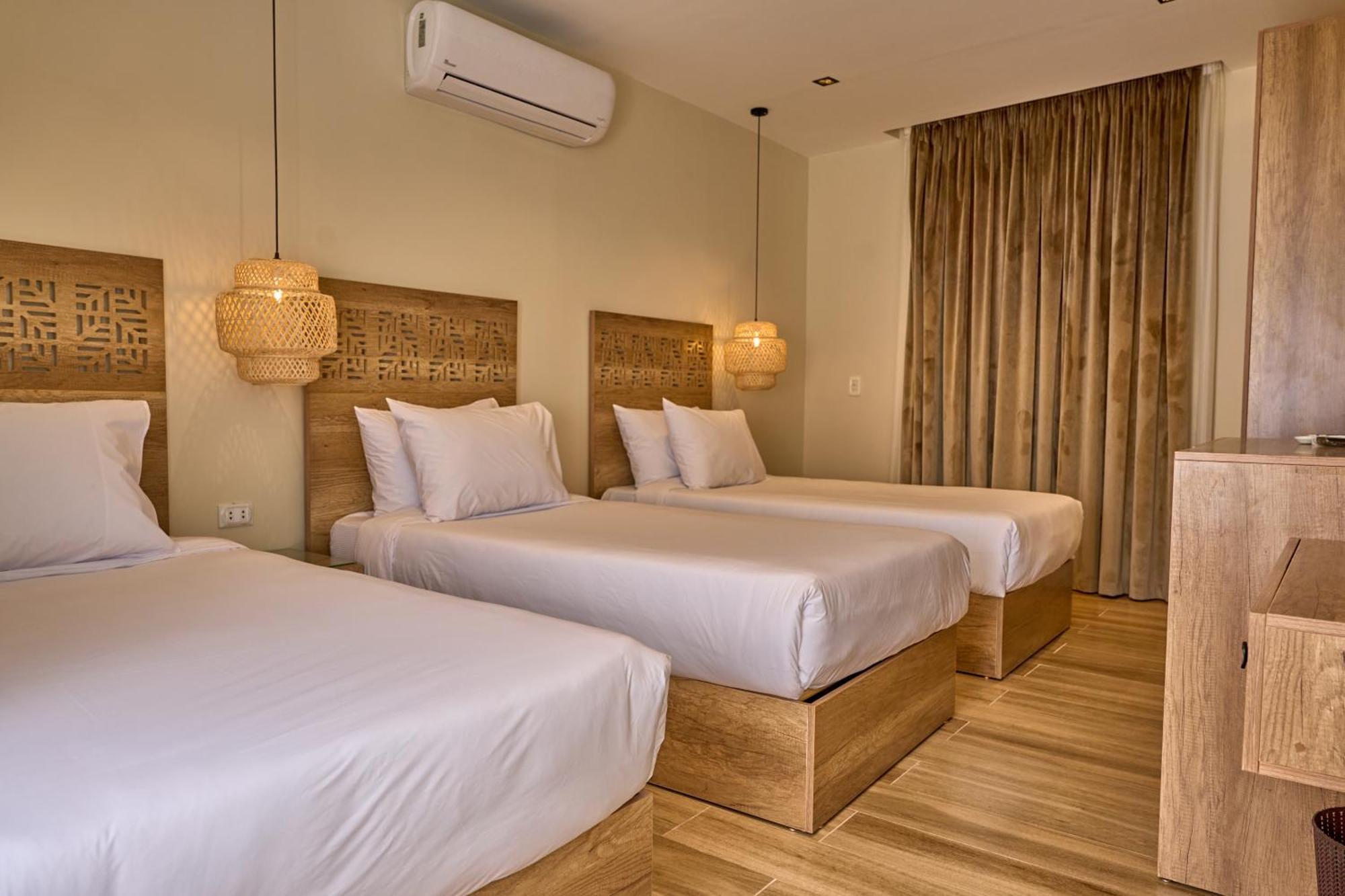 Inn Lotus